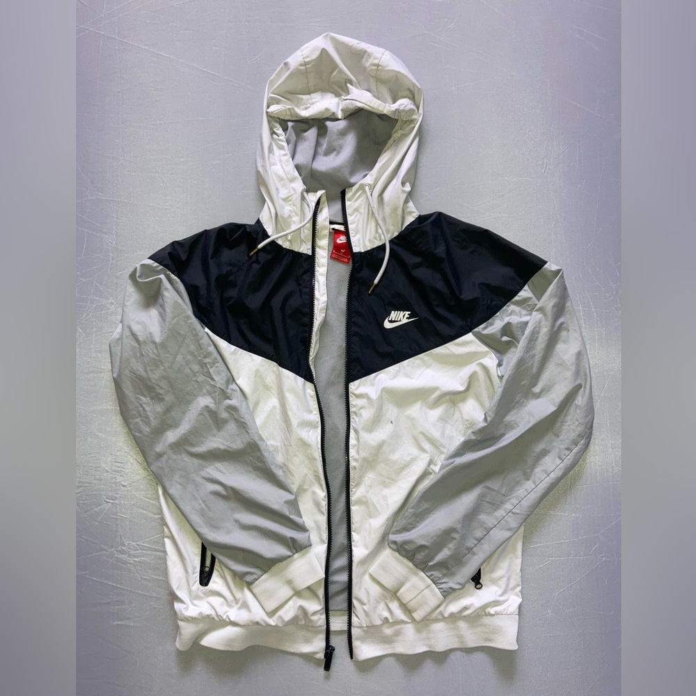 Nike windbreaker